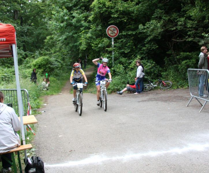 gal/Saison VTT 2008/Photos_Adultes-Retouchees_Selectinnees_Algrange_15_juin_2008/IMG_2518_-_Copie.JPG